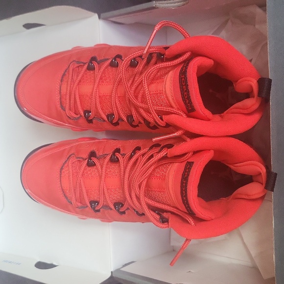 New Nike - Picture 5 of 14